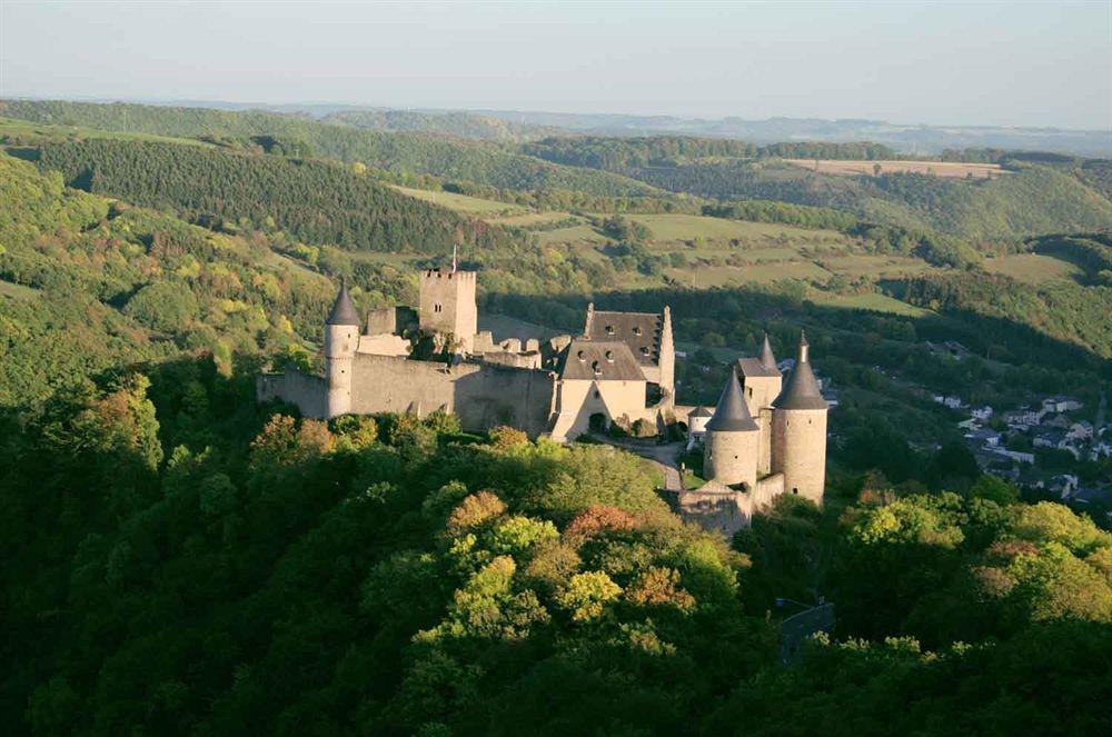 Hotel Saint Fiacre Bourscheid Bagian luar foto