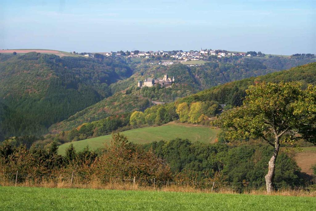 Hotel Saint Fiacre Bourscheid Bagian luar foto
