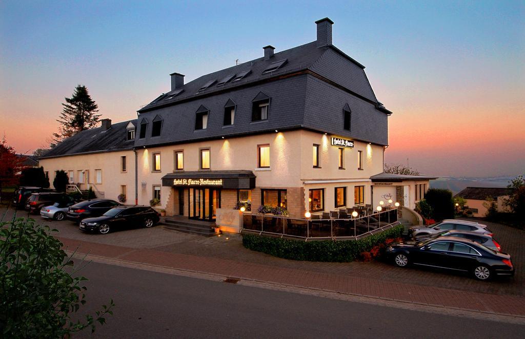 Hotel Saint Fiacre Bourscheid Bagian luar foto