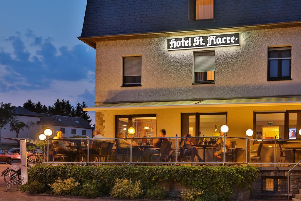 Hotel Saint Fiacre Bourscheid Bagian luar foto