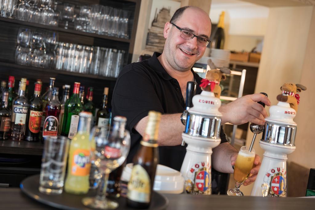 Hotel Saint Fiacre Bourscheid Bagian luar foto
