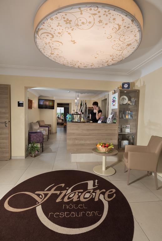 Hotel Saint Fiacre Bourscheid Bagian luar foto