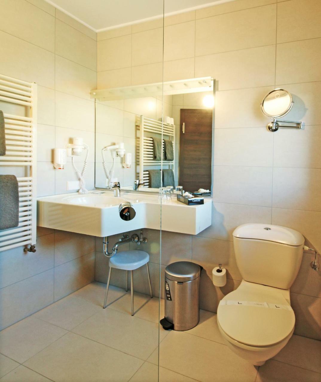 Hotel Saint Fiacre Bourscheid Bagian luar foto